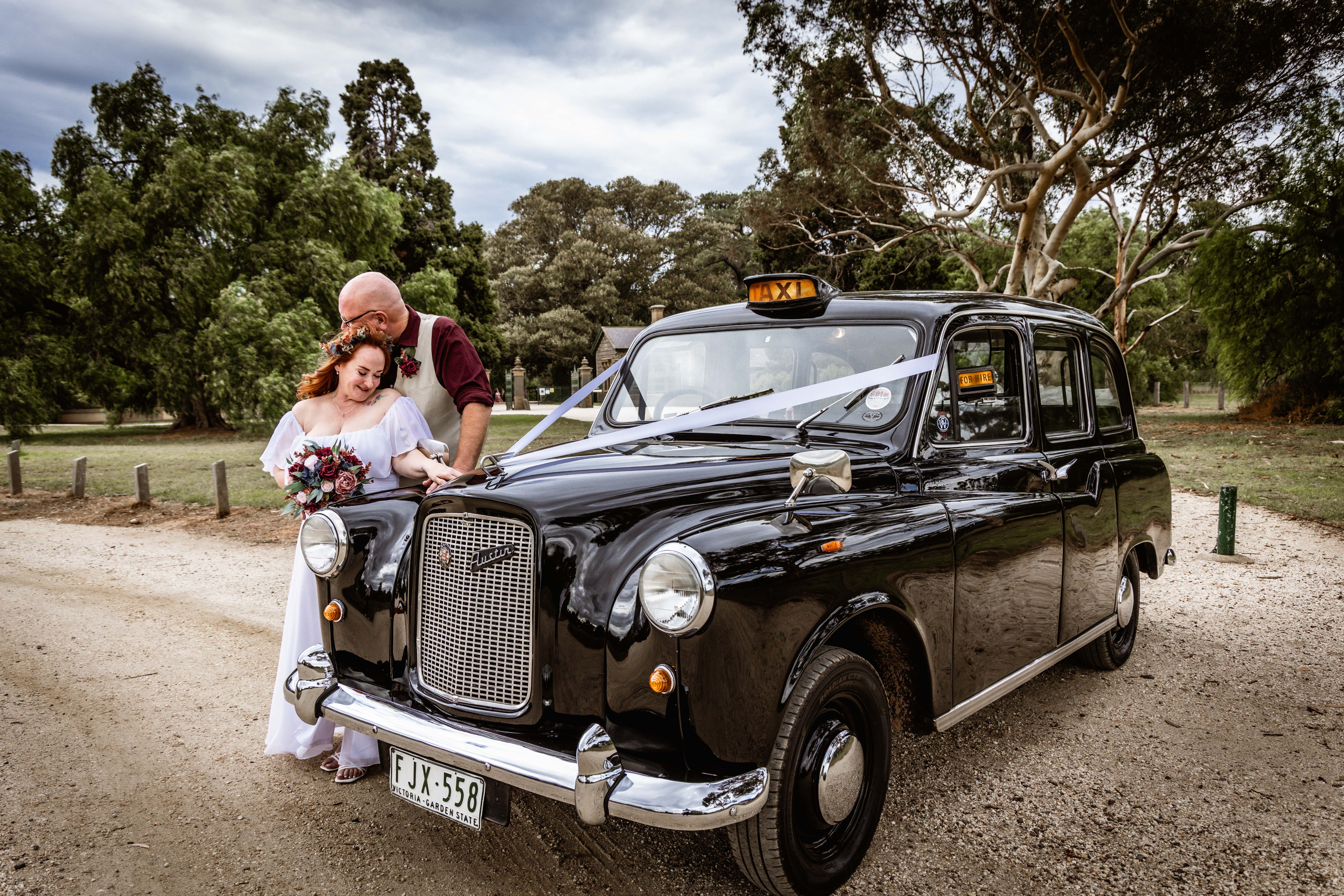 London taxi wedding services 